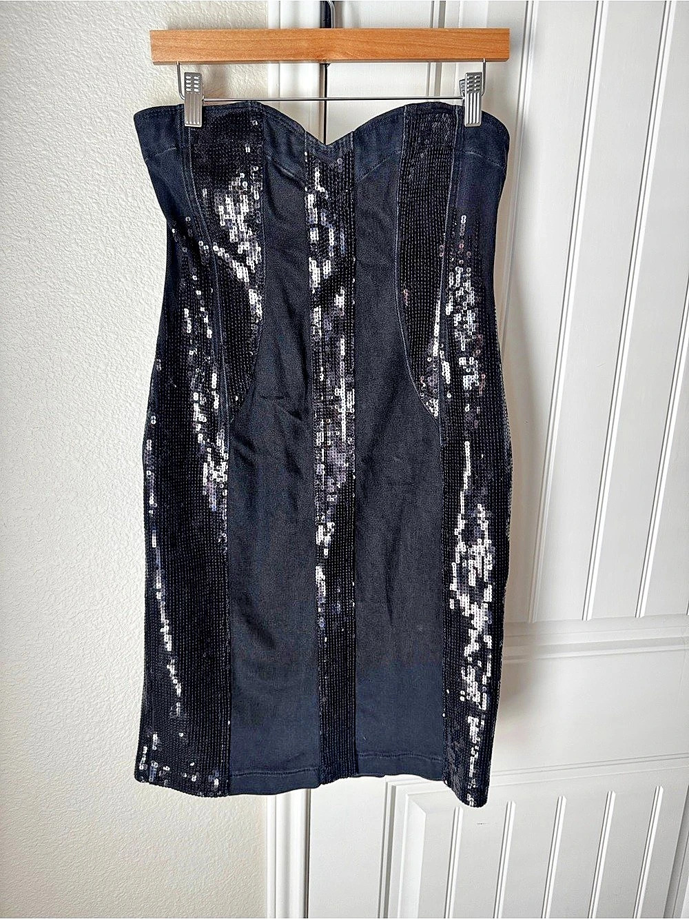 GUESS Dress Womens Large Black Sequin Strapless Bodycon Cocktail Party Mini